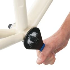 Park Tool Clé Pour Cuvettes 6 Crans De Boitier De Pédalier BBT-4 ParkTool -Magasin De Sport De Vélo cle boitier pedalier bbt 4 park tool 3